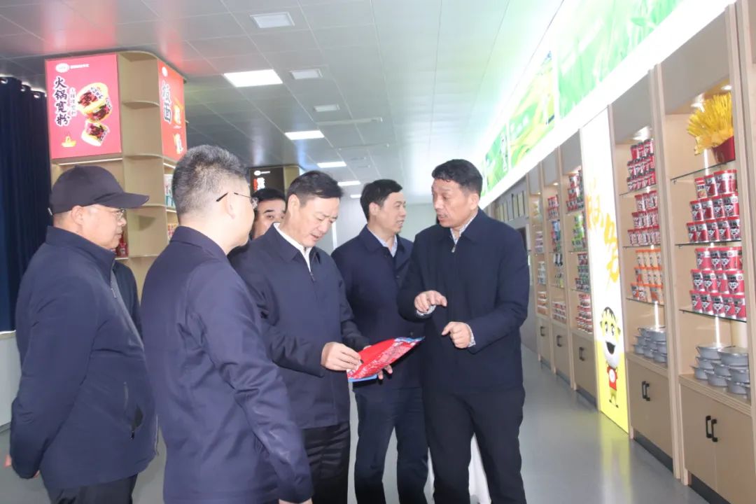 **参观J9集团国际站公司
