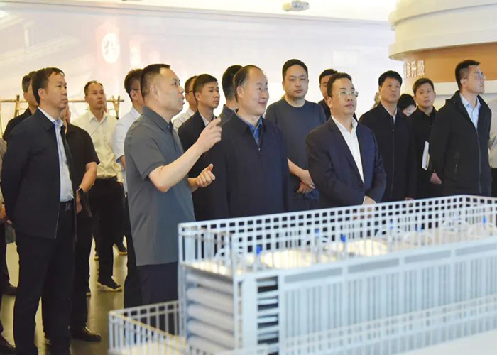 参观J9集团国际站.jpg